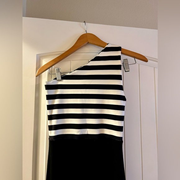 Filthy Mouth One Shoulder Maxi Dress.  Size XS.  NWT. - Picture 4 of 9